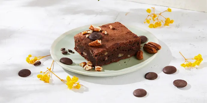 Dessert gourmand livré au bureau : brownie fondant chocolat et noix de pécan
